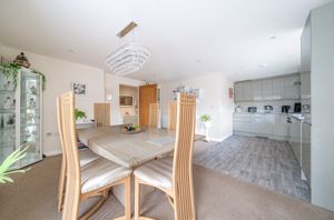 Kitchen / diner- click for photo gallery